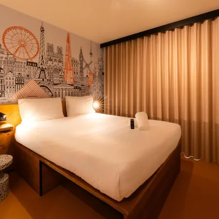 Hotel Easyhotel Ciutat Vella 2*