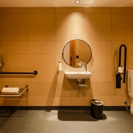 מלון Easyhotel Ciutat Vella ולנסיה