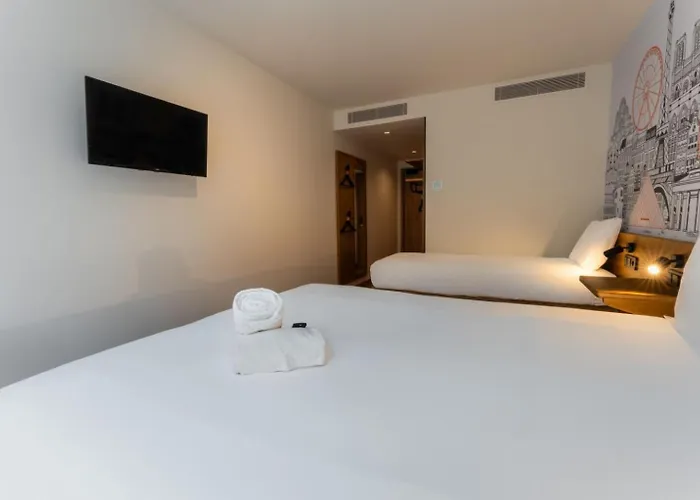 Easyhotel Ciutat Vella Hotel