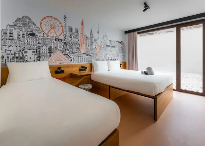Easyhotel Ciutat Vella Hotel