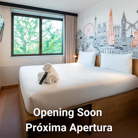 Easyhotel Ciutat Vella ホテル バレンシア