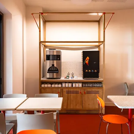 Easyhotel Ciutat Vella